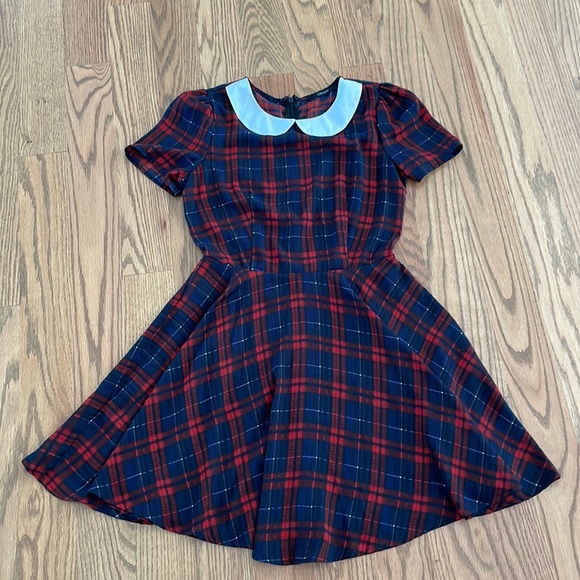 Forever 21 Dresses & Skirts - Peter Pan dress